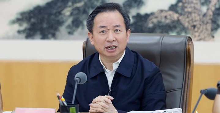 【大眾日報客戶端】山東省委常委會召開會議 研究疫情防控、網(wǎng)信工作、文化“兩創(chuàng)”等事項