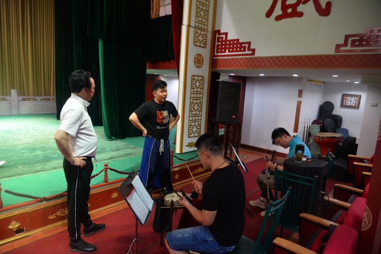 【半島新聞】著名京劇老生名家張克先生在青收徒!傳統(tǒng)劇目《定軍山》即將首演