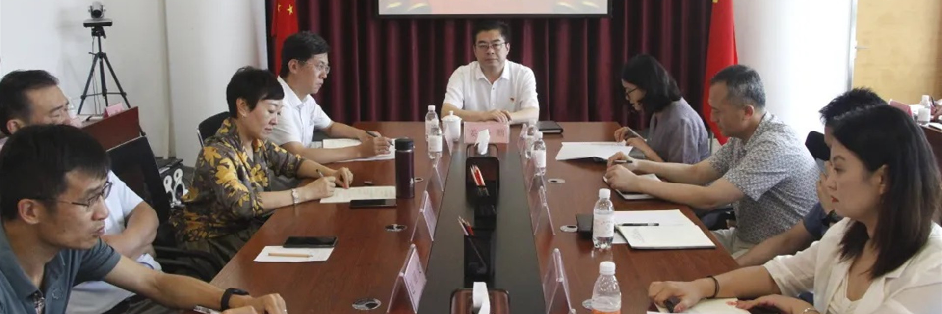 青島演藝集團(tuán)召開(kāi)2021年上半年工作專題調(diào)度會(huì)議
